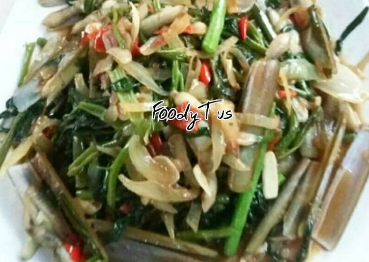 gambar untuk cara membuat Cah kangkung kerang bambu kuah kepiting ala #FoodyTus