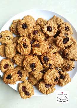 Crunchy Oatmeal Cookies