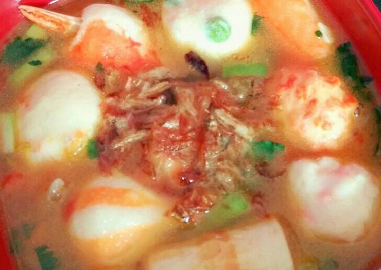 cara membuat Sup tomat bola seafood