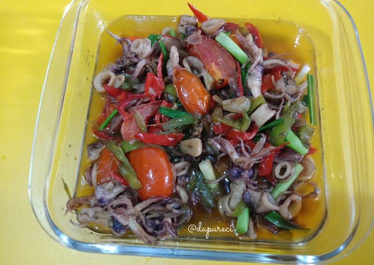 resep masakan Tumis cumi basah simple