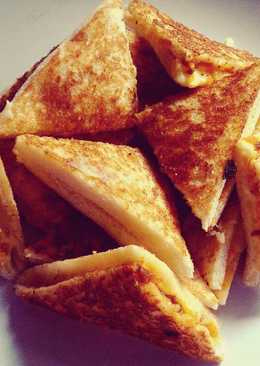 Lasagna Grilled Cheese