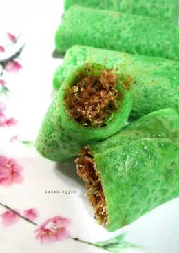 Kue Dadar Gulung Isi Kelapa