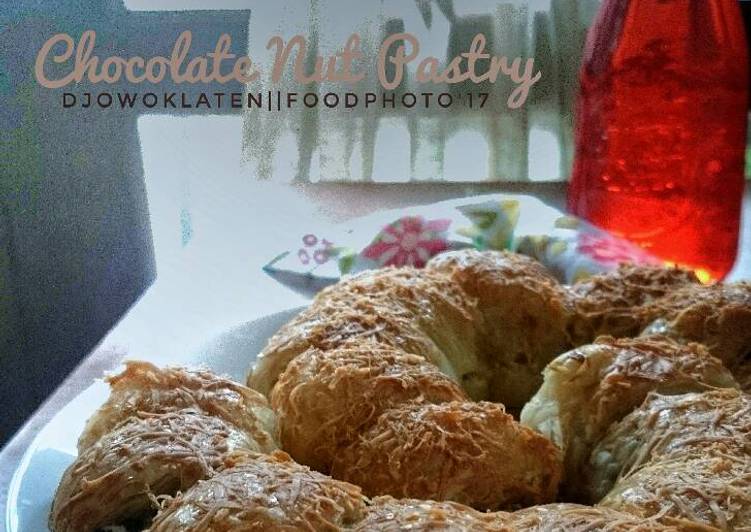 resep lengkap untuk Chocolate Nut Pastry