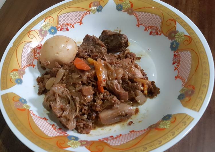 Gudeg daging telur plus blondo recipe main photo
