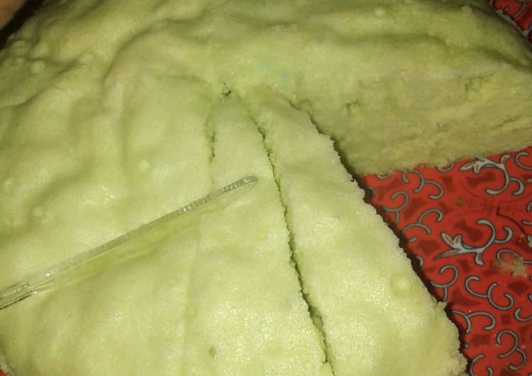 bahan dan cara membuat Bolu pandan kukus agar2 hijau tanpa pengembang