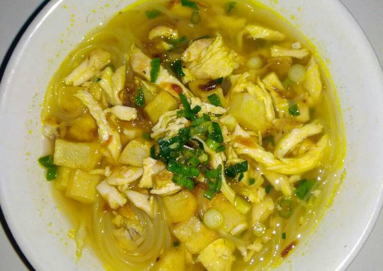 gambar untuk cara membuat Soto ayam bening