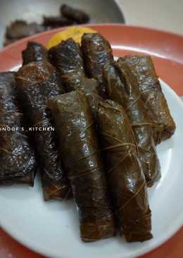 Warag Anab (Daun anggur isi daging&nasi)