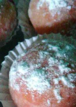 Donat buah naga isi vla buah naga