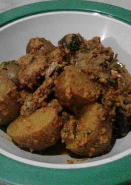 Rendang Belut Kentang Ala Juana Pramudya