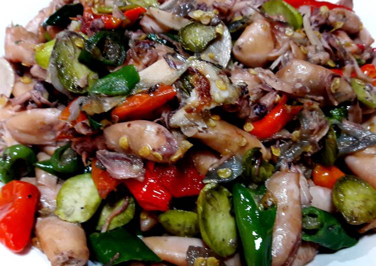 Resep Cumi asin  pete tumis mercon oleh Achie Razak Cookpad