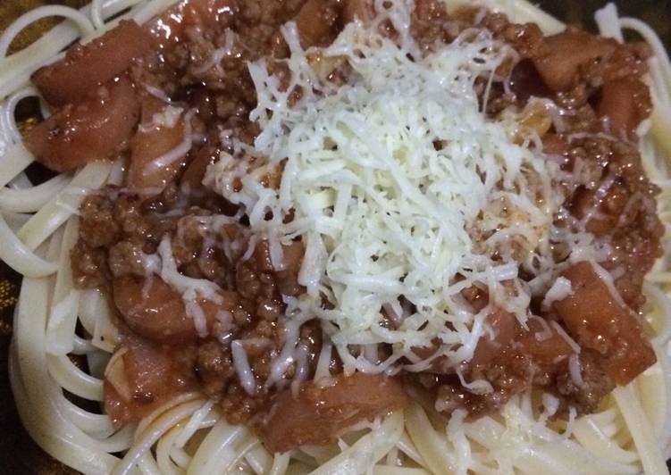 bahan dan cara membuat Fetucini Bolognaise easy banget