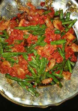 Goreng udang kacang panjang balado