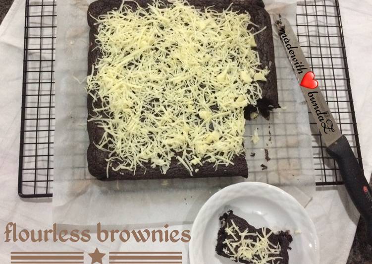 gambar untuk cara membuat Flourless brownies