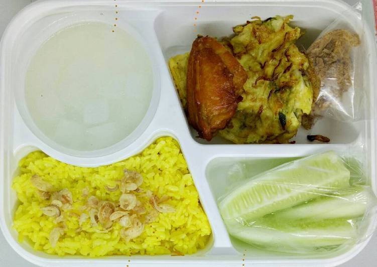 cara membuat Nasi kuning super simple