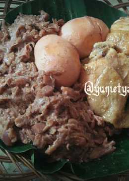 Gudeg with opor ayAm