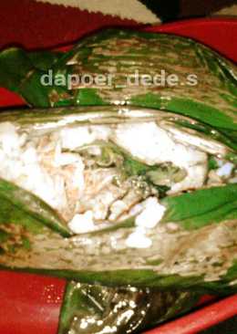 Nasi Bakar Ayam Suwir Bumbu Bali