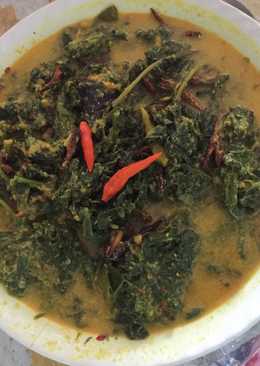 Gulai daun ubi