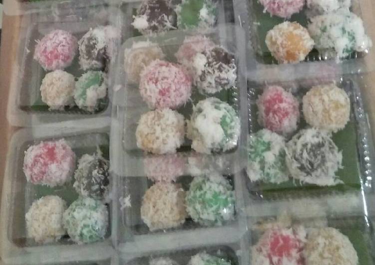 cara membuat Klepon pelangi aneka rasa