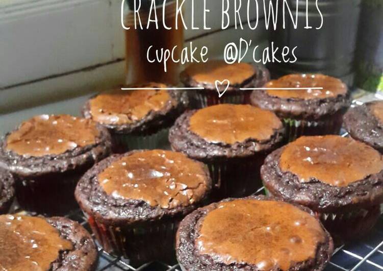 bahan dan cara membuat Crackle brownis cupcake