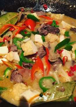 Sayur lombok ijo tahu dan tetelan (lombok ijo)