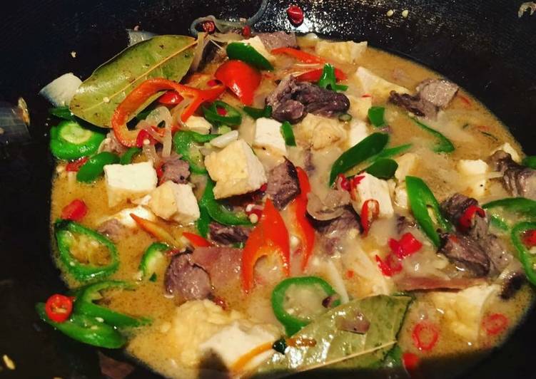 Resep Sayur lombok ijo tahu dan tetelan (lombok ijo) Kiriman dari Neng
Sash