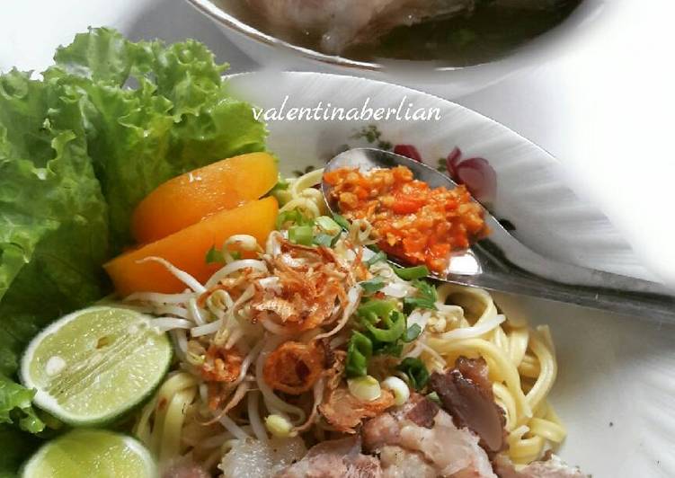 resep lengkap untuk Mie kocok skengkel (tulang sapi)