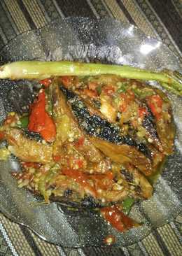 Ikan pindang balado