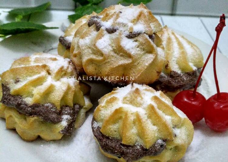 bahan dan cara membuat Kue soes vla coklat yg super yummy