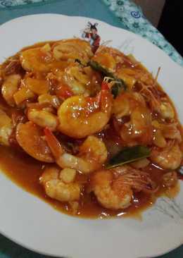 Udang tumis saus padang
