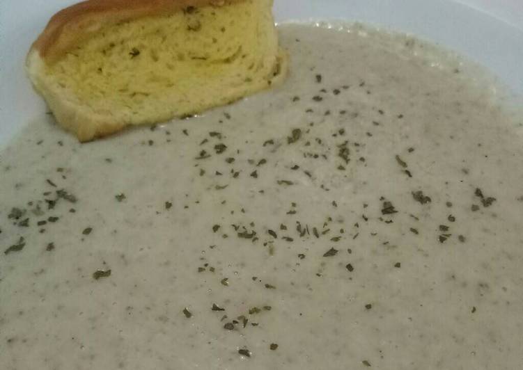 gambar untuk cara membuat Mushroom Cream Soup