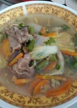 Sup sayur iga sapi