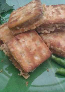 Roti gabin isi sayuran (malkist goreng)