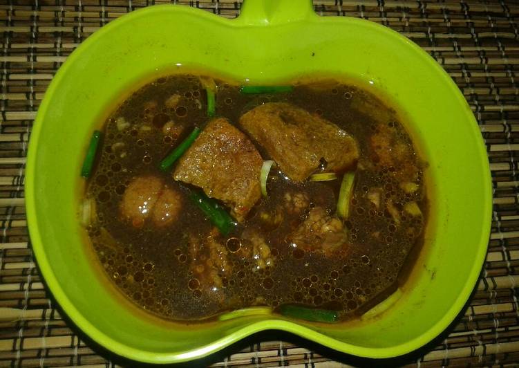 gambar untuk resep makanan Rawon Ayam Enak