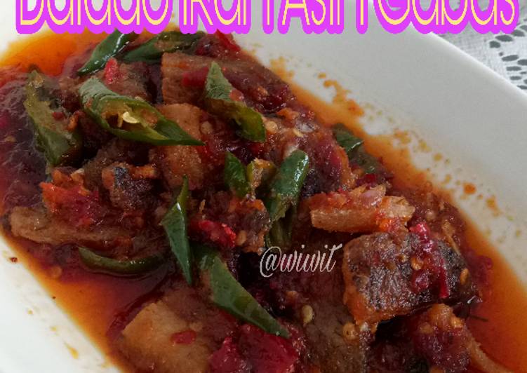 Balado Ikan Asin Gabus