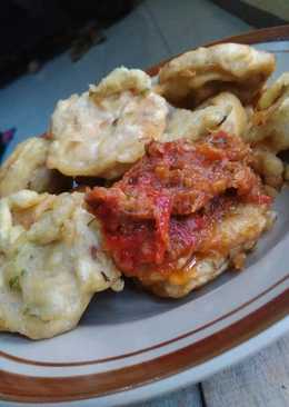 Tempe, tahu mendoan sambel bawang