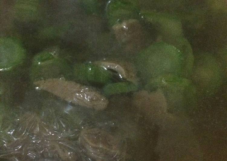 gambar untuk resep makanan Sayur oyong bening bakso bihun