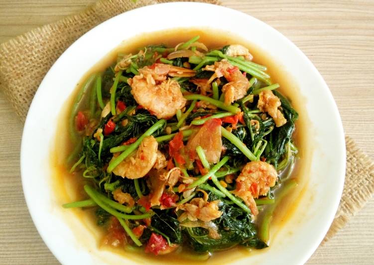  Resep Tumis Bayam Ebi Bumbu Saus Tiram Terasi oleh 