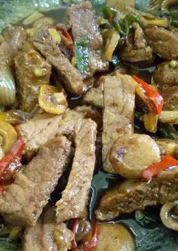 Jamur sapi lada hitam