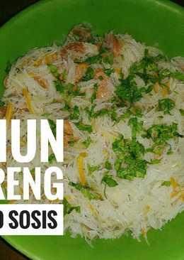 Bihun goreng bakso sosis