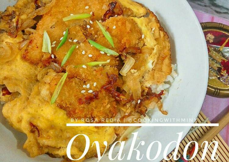 resep lengkap untuk Oyakodon (Chicken Katsu & Egg Donburi)