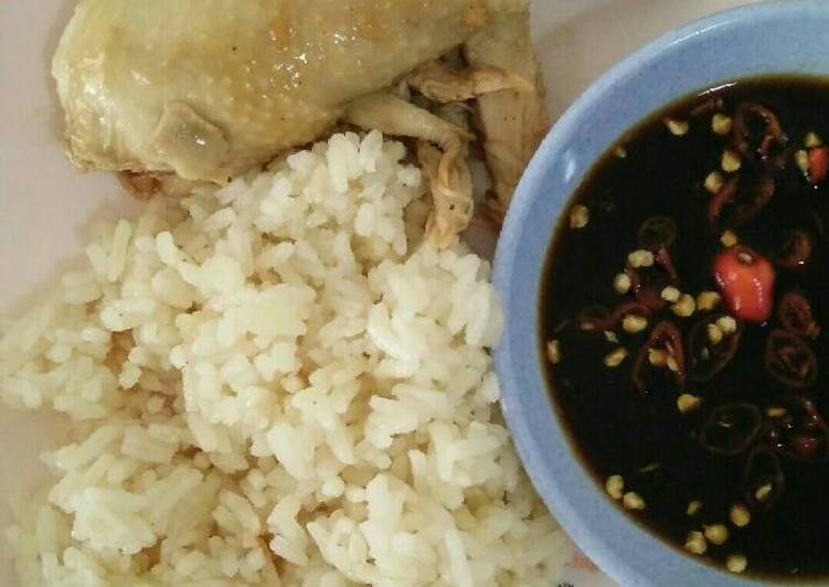 cara membuat Ayam rebus pekcamkee + Nasi hainan magicom