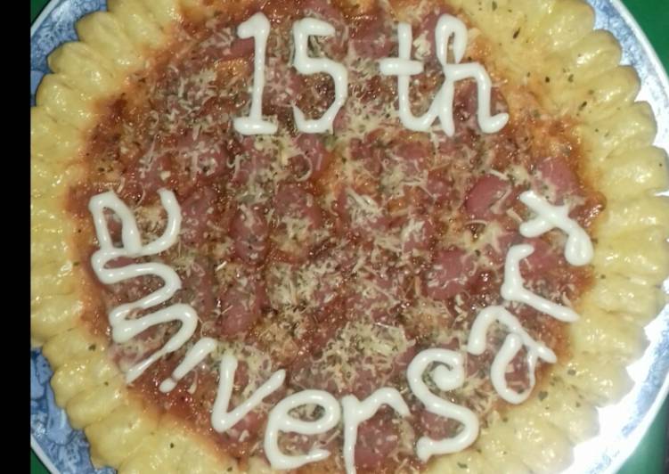 Твоя пицца день рождения. Пицца на день рождения. Пицца день рождения Мем.