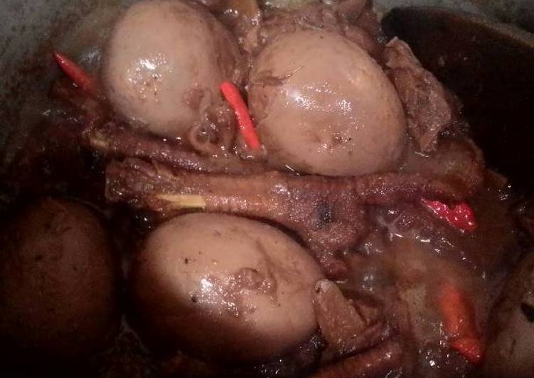 gambar untuk cara membuat Gudeg Ceker Presto