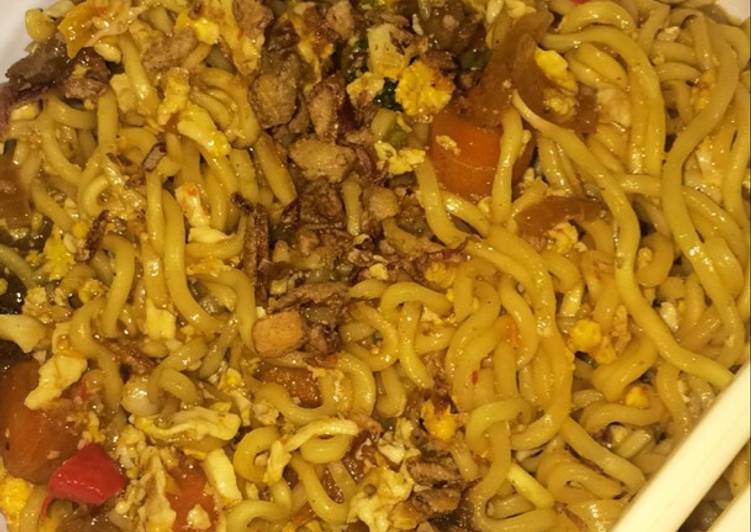 cara membuat Indomie goreng nyemek pedas