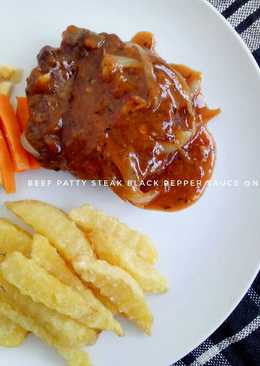 Beef patty steak black pepper sauce
