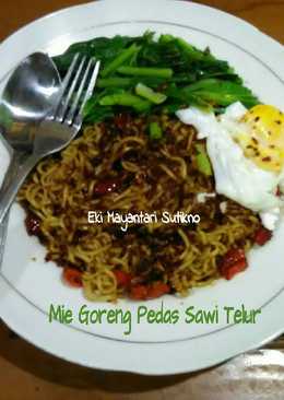 Mie Goreng Pedas Sawi Telurð