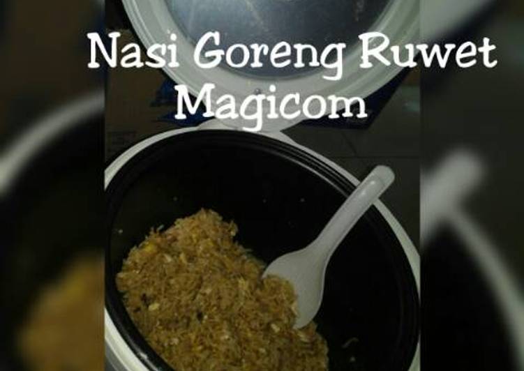 Resep Nasi goreng ruwet magicom ala anak kos Oleh Laila