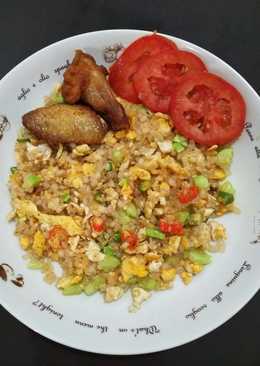 Nasi goreng shirataki Pete â€œKWâ€ Rica-rica DEBM