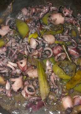 Cumi bumbu hitam pedas