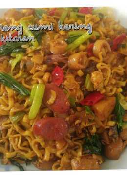 Mie goreng cumi kering